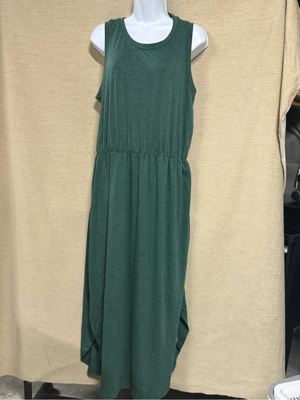 Cupshe Evergreen Sleeveless Gathered-Waist Maxi Dress